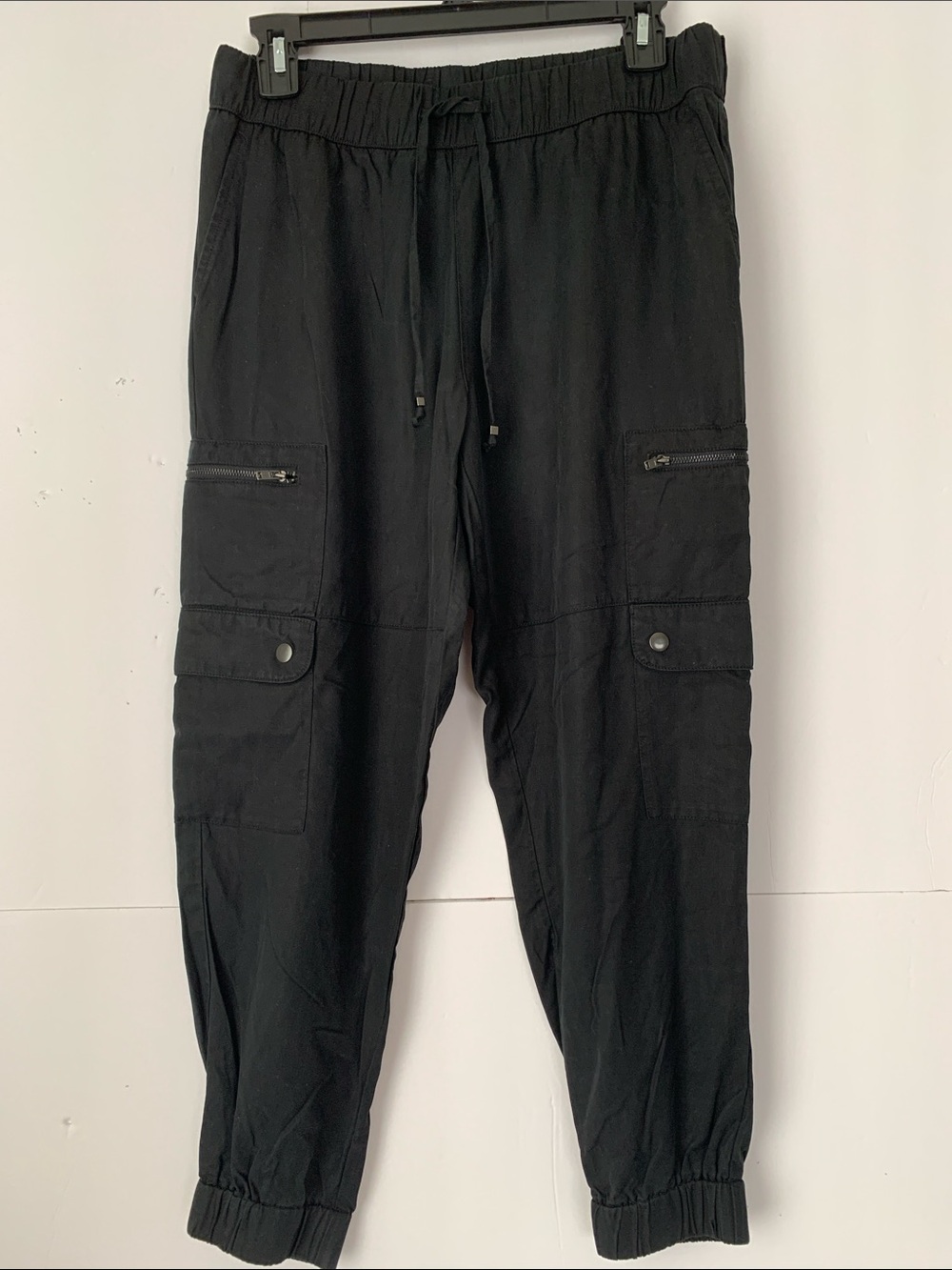 New Banana Republic Black Women’s Lightweight Cargo Joggers Size MP